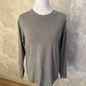 Lululemon Gray Long Sleeve Shirt